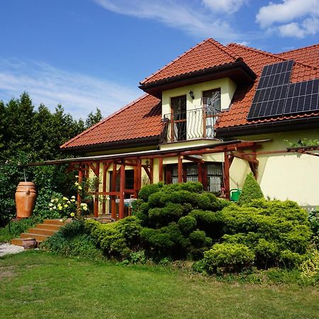 Comfortable House With Garden Manki Dış mekan fotoğraf